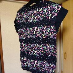 アディダス　女性用　Ｔシャツの画像