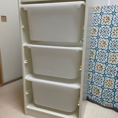 IKEAトロファスト　収納ボックス（ふた付き）