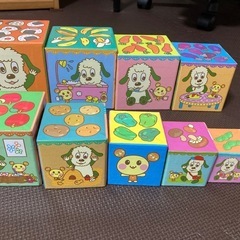 【玩具】わんわんとうーたんのはこがさね