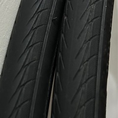 ブリヂストンディスタンザタフ　タイヤ　700✖️28C クロスバイク等