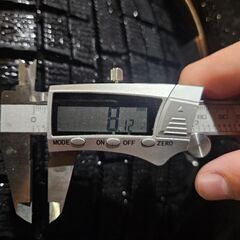 フルセット 205/60R16 ホイールとタイヤの画像