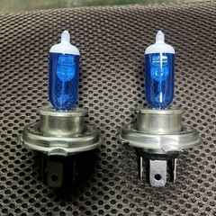CAR MATE GIGA　H4ハロゲンヘッドライト球 中古美品！