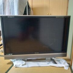 シャープ　AQUOS　42インチ　亀山モデル　【おまけ付き最終値下げ】の画像