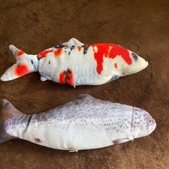 動くぬいぐるみ　サカナ　コイ　サケ　釣り　ペット用品　子供　リアル　サプライズの画像