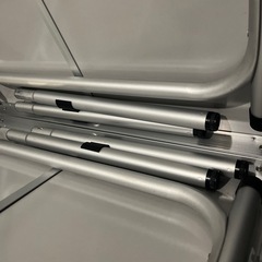キャンプ用テーブルの画像
