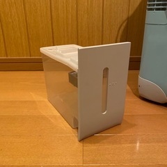 【お取り引き中】SHARP プラズマクラスター衣類乾燥機・除湿器の画像