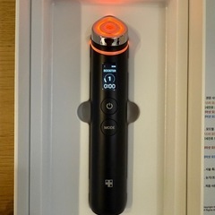 【ほぼ未使用】美顔器 medicube　AGE-R BOOSTER PRO メディキューブ ブースタープロ の画像