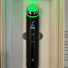 【ほぼ未使用】美顔器 medicube　AGE-R BOOSTER PRO メディキューブ ブースタープロ の画像