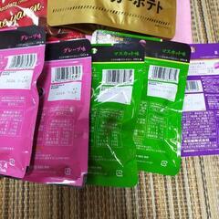 お菓子13点詰め合わせ　ジュルル　忍者めし鋼　の画像