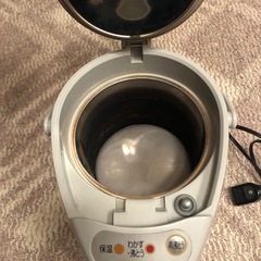 小さめの湯沸かしポットの画像