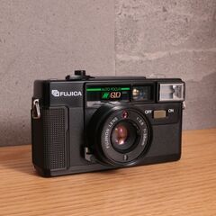 FUJICA AUTO 7QD コンパクトフィルムカメラ F2....