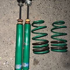 TEIN サスペンションキット 緑色