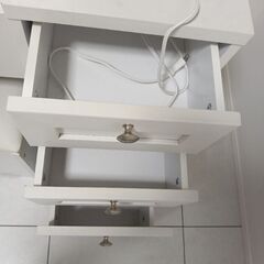 鏡開閉ドレッサーの画像