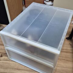 ニトリプラスチック整理箱を販売します