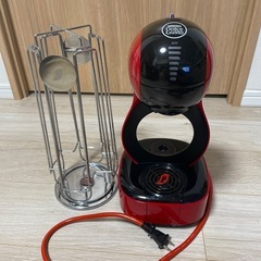 ドルチェグスト本体とカプセルホルダー