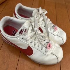 バレンタインデーデザイン　NIKE スニーカー