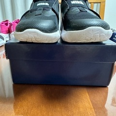 14センチ　NIKE スリッポンの画像