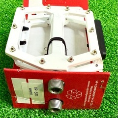 【新品・台湾製】VP COMPONENTS VP-531 ペダル 白 ベアリングの画像