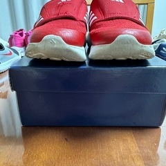 14センチadidas スニーカー　　の画像
