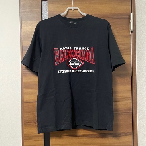 バレンシアガ Tシャツ！今だけ価格！