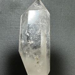 水晶 ポイント型 ルース 約8cm 原石 ポインタークォーツ クリスタル 魔除けの画像