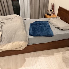 シングルベッド