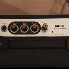 ベースアンプ　ARIA AB-10の画像