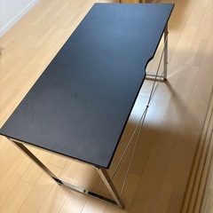 デスク（ニトリ）の画像