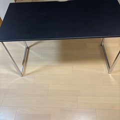 デスク（ニトリ）の画像