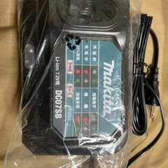 未使用品マキタDC07SB充電器