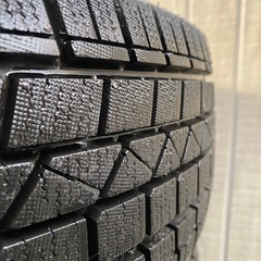 シーズンになると値上げします‼️ 　１５インチ　スタッドレスバリ山‼️の画像