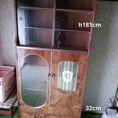 本棚　食器棚としても利用可
