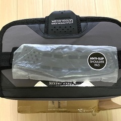 未使用　再お値下げTaitan ジッパーレスクーラーBOX 16CANSの画像
