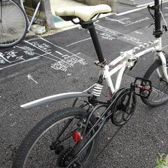 中古自転車３５５０　折り畳み自転車　ドッペルギャンガー　２０インチ　６段ギヤ　リヤサスペンション　ワイヤー錠　ライトは付属していませんの画像
