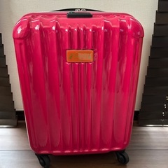 キャリーケース
