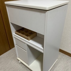 ニトリ・コンパクトドレッサー
