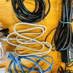 TVなどの配線ケーブル　充電コード　3口電源など色々の画像