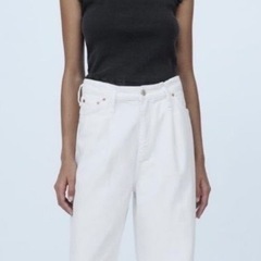 ZARA フリル付きUSED仕上げTシャツの画像