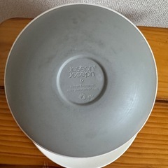 Joseph Joseph ボール　水切りできるボウルの画像