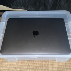 Mac book pro 2017の画像