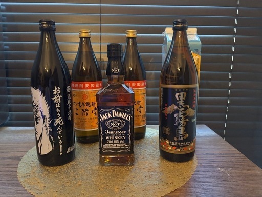 *値下げ*焼酎2本·ワイン2本·ウイスキー2本セット¥10000→¥9000 値下げ*焼酎2本·ワイン2本·ウイスキー2本セット¥10000→¥