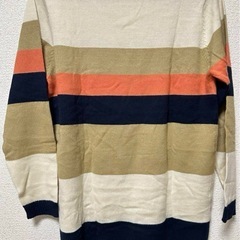 薄手ニットの画像