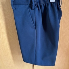 男児学生服ズボンの画像