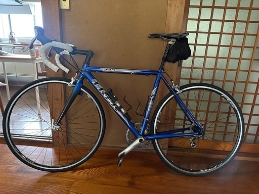 TREKロードバイクAllegra10速搭載