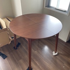 【新品】レズン伸縮ダイニングテーブル