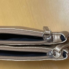 LEPSIM ショルダーバッグ　値下げ中　フェイクレザーソフト3ルームの画像