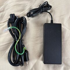 PCモニタ (JAPANNEXT) のアダプタ あげます