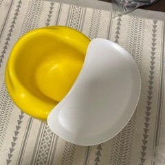 哺乳瓶ラック　ベビーチェアの画像