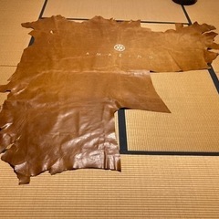 大きい牛革　はぎれ　レザークラフト　2mm   の画像