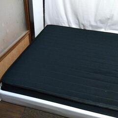 ダブルベッド、セミダブルベッド 引き取り先が決まりました。の画像